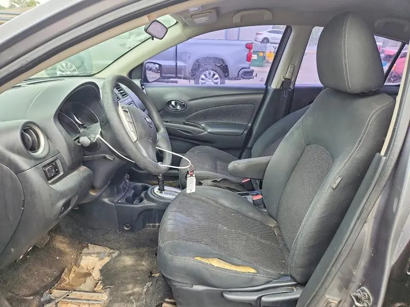 2018 NISSAN VERSA SV  