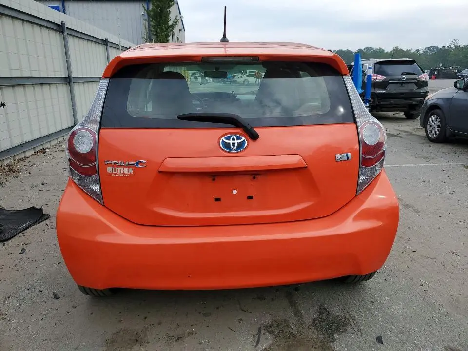 2014 TOYOTA PRIUS C TWO  