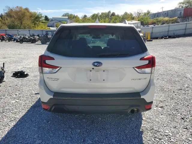 2021 SUBARU FORESTER LIMITED  