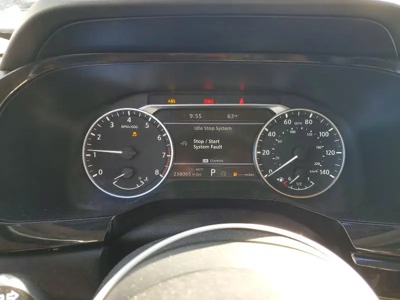 2022 NISSAN PATHFINDER SL  