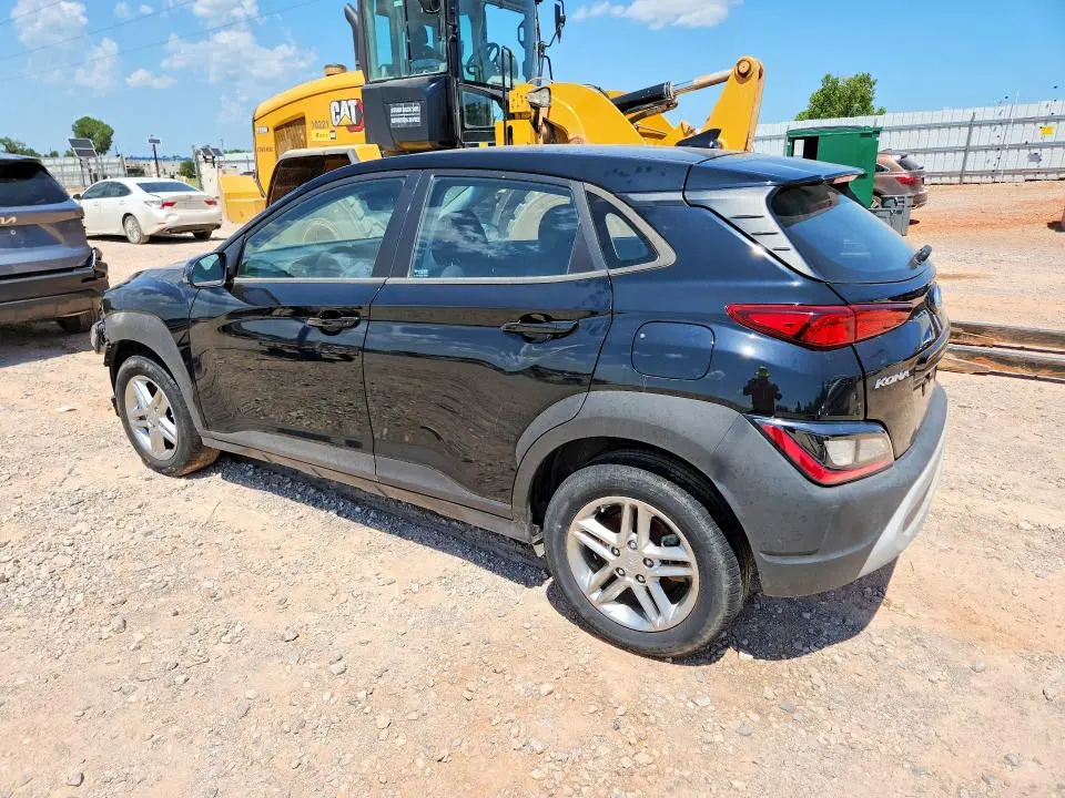 2023 HYUNDAI KONA SE  