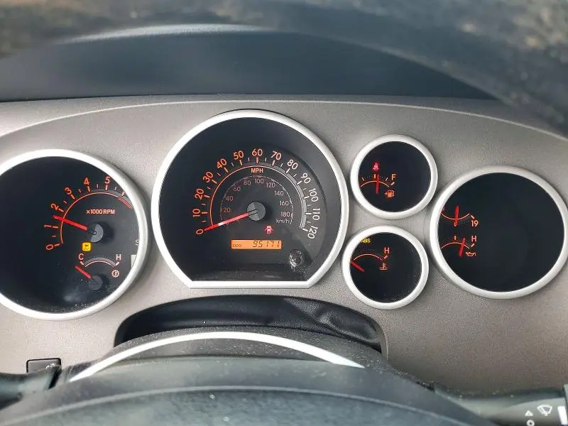 2013 TOYOTA TUNDRA CREWMAX SR5  