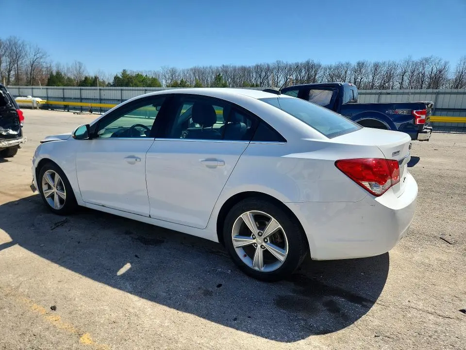 2015 CHEVROLET CRUZE LT  