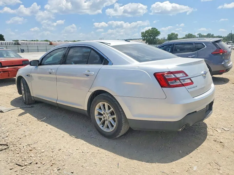 2015 FORD TAURUS SE  