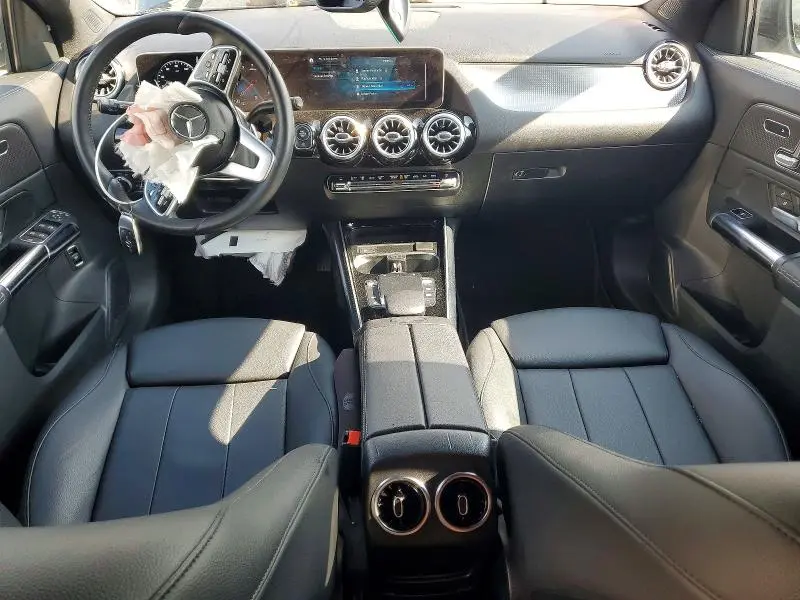2021 MERCEDES-BENZ GLA 250 4MATIC  