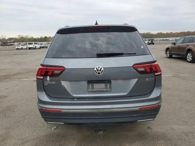 2021 VOLKSWAGEN TIGUAN SE  