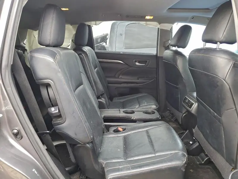 2015 TOYOTA HIGHLANDER LIMITED  