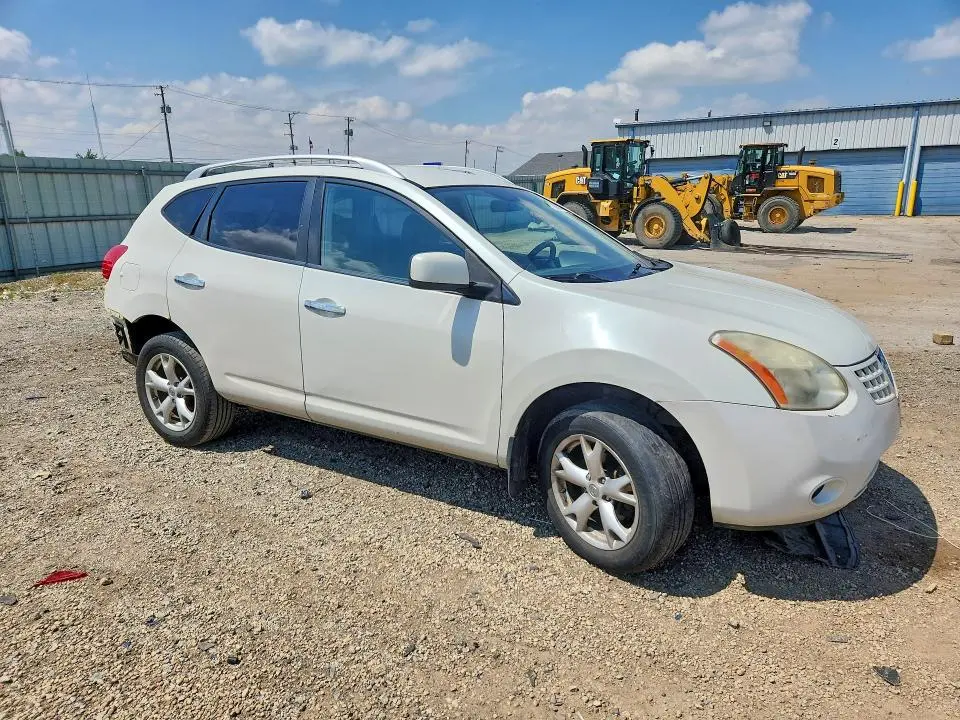 2010 NISSAN ROGUE S  