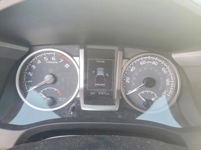 2021 TOYOTA TACOMA SR5 V6  