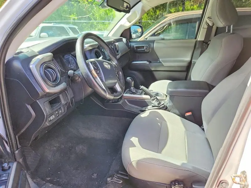 2019 TOYOTA TACOMA SR V6  