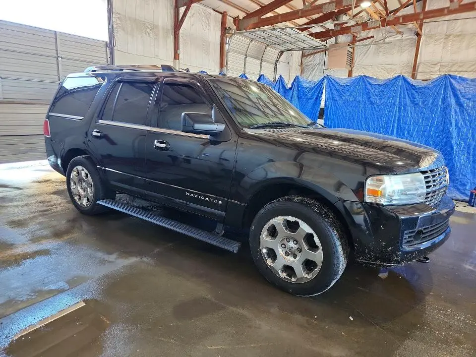 2014 LINCOLN NAVIGATOR   