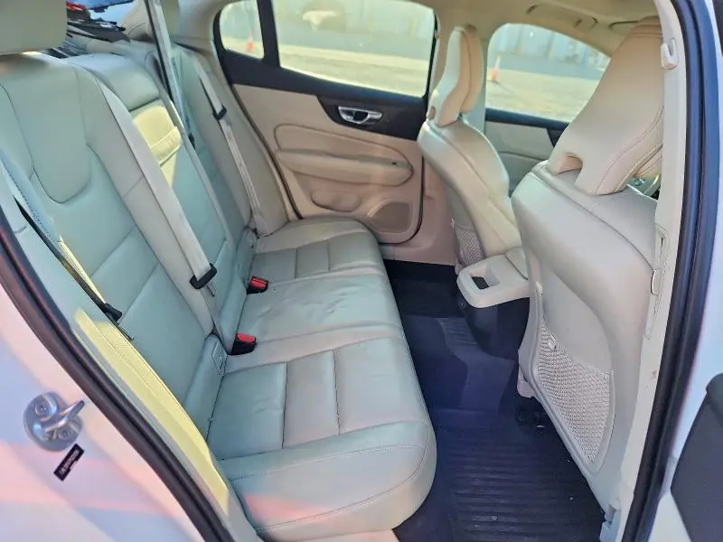2023 VOLVO S60 CORE  