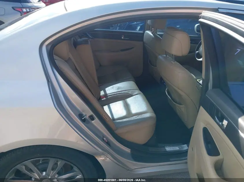 2011 HYUNDAI GENESIS 3.8