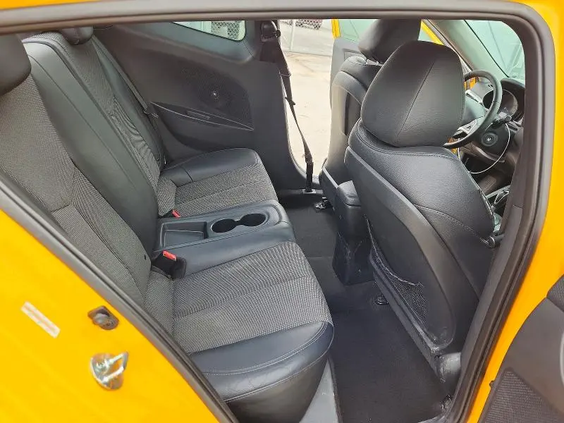 2013 HYUNDAI VELOSTER BASE  