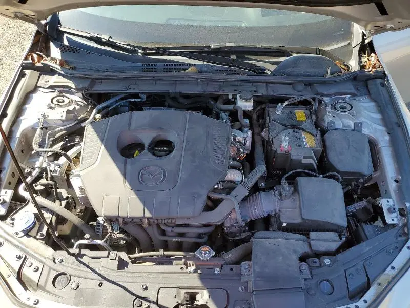 2023 MAZDA 3 PREMIUM  