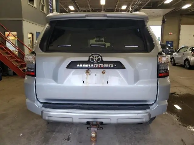 2018 TOYOTA 4RUNNER SR5/SR5 PREMIUM  