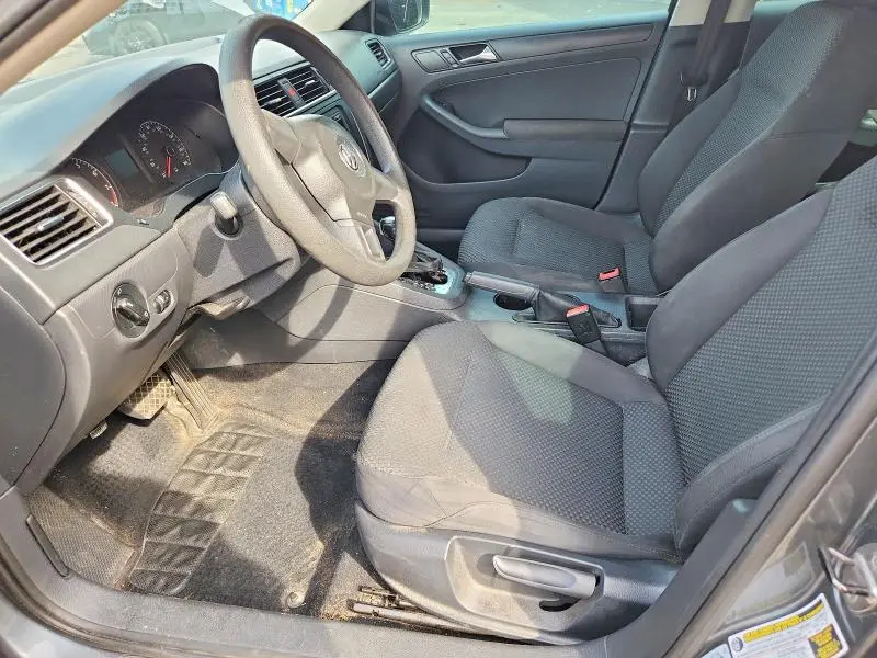 2012 VOLKSWAGEN JETTA BASE  