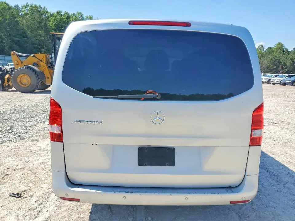 2019 MERCEDES-BENZ METRIS   
