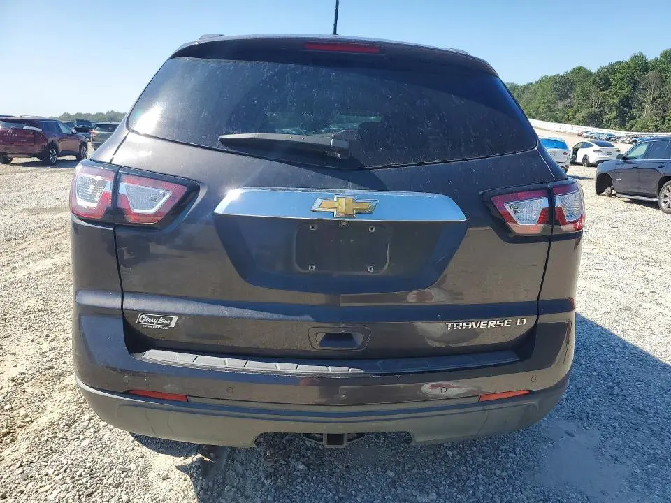 2015 CHEVROLET TRAVERSE LT  