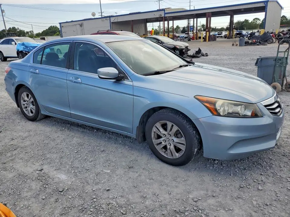 2011 HONDA ACCORD LXP  