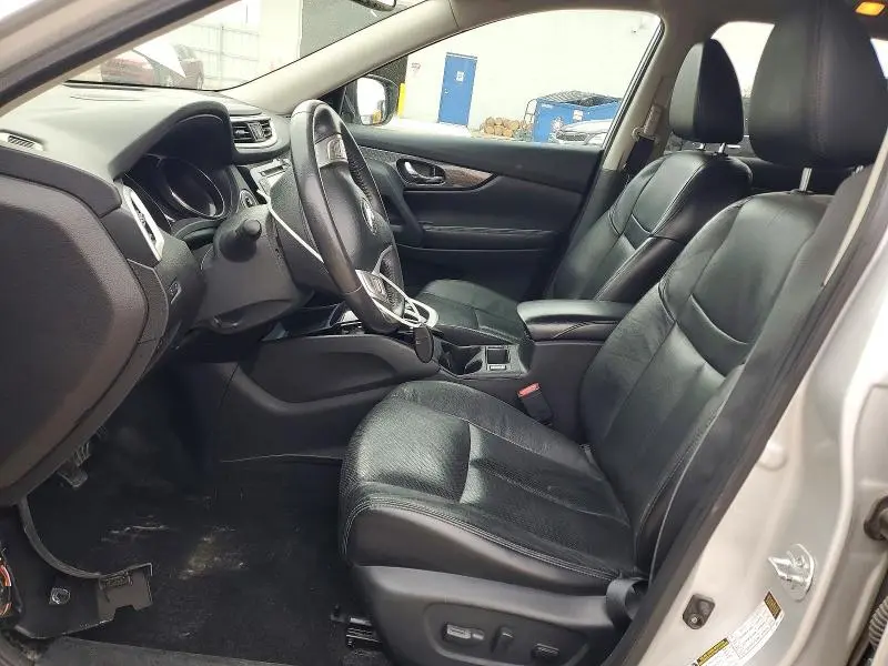 2015 NISSAN ROGUE   