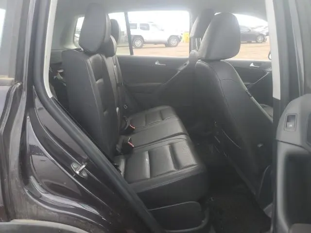 2016 VOLKSWAGEN TIGUAN S  