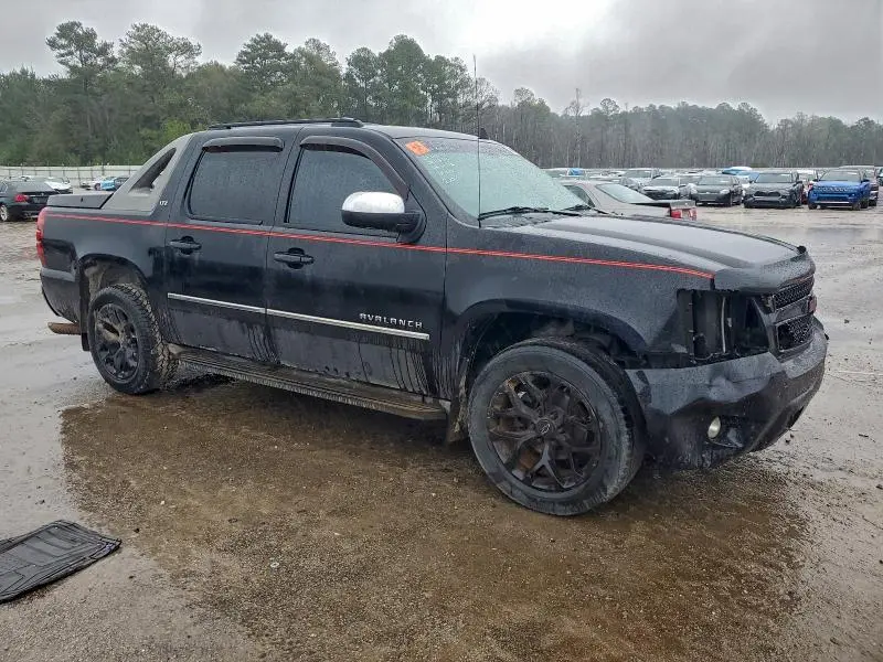 2010 CHEVROLET AVALANCHE LTZ  