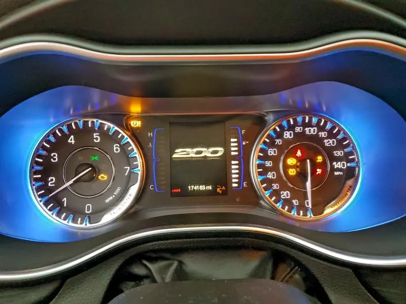 2015 CHRYSLER 200 LIMITED  