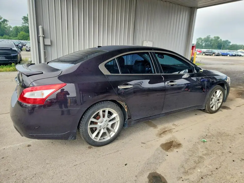 2010 NISSAN MAXIMA 3.5 S  