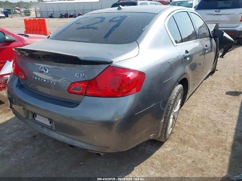 2010 INFINITI G37X  