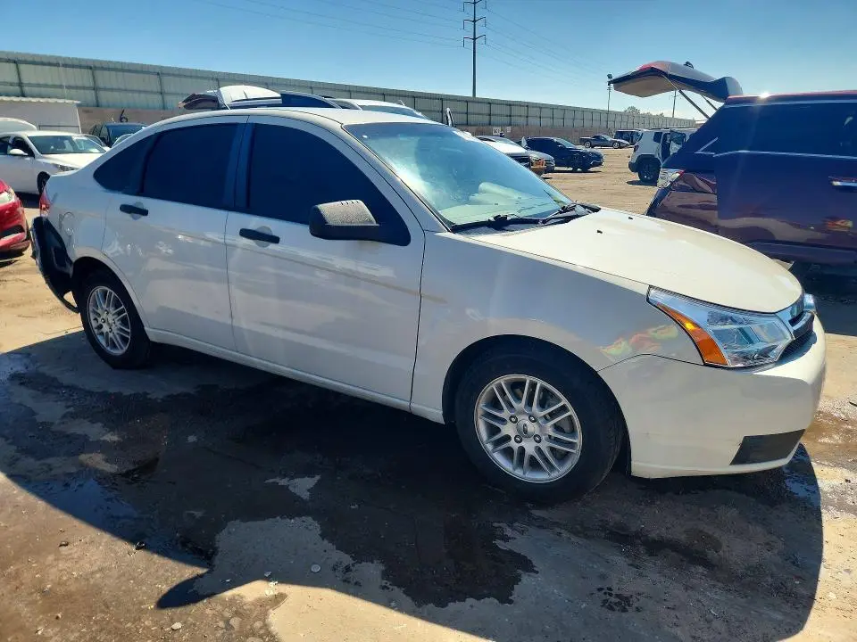 2010 FORD FOCUS S  