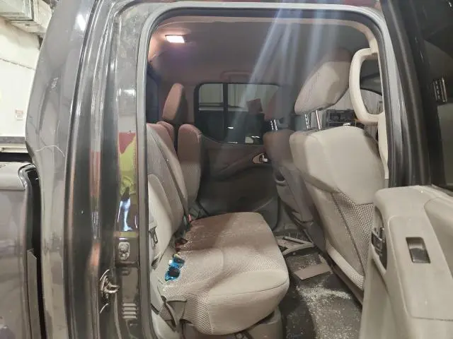 2015 NISSAN FRONTIER S  