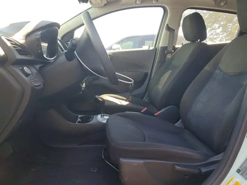 2017 CHEVROLET SPARK LS  