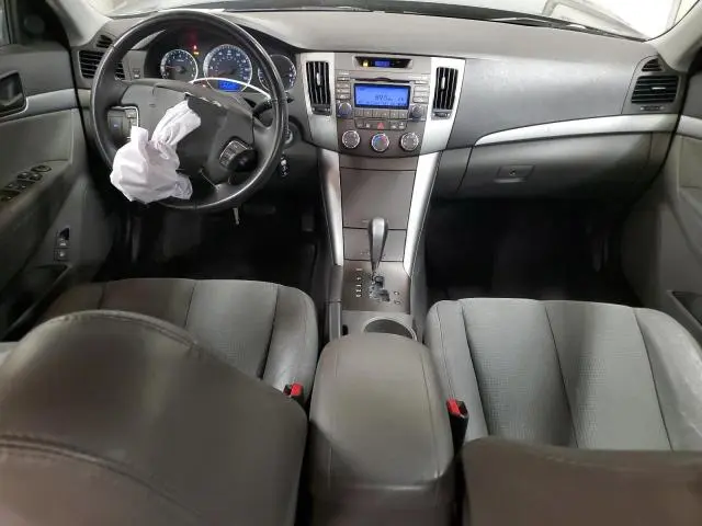 2010 HYUNDAI SONATA SE  