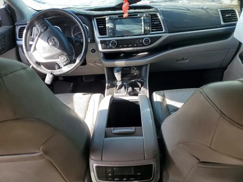 2018 TOYOTA HIGHLANDER LIMITED  