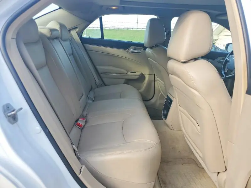 2012 CHRYSLER 300 LIMITED  