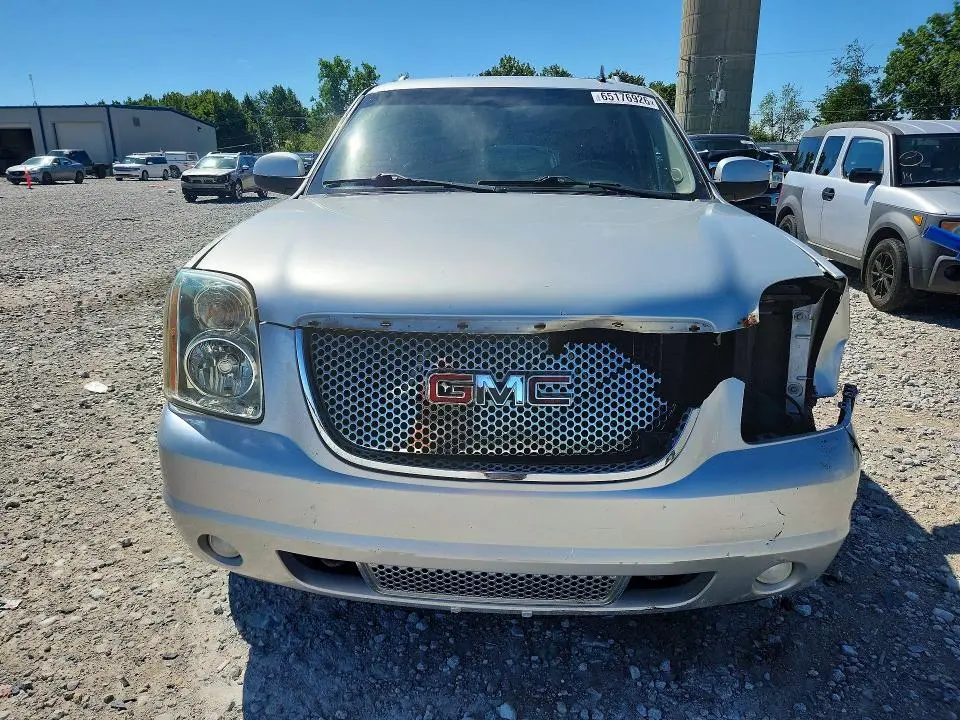 2013 GMC YUKON XL DENALI  