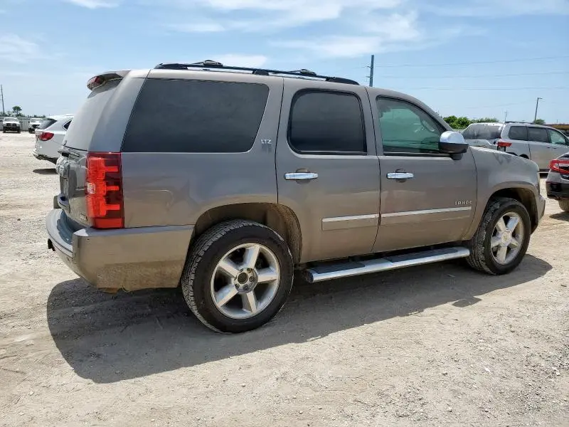 2011 CHEVROLET TAHOE C1500 LTZ  