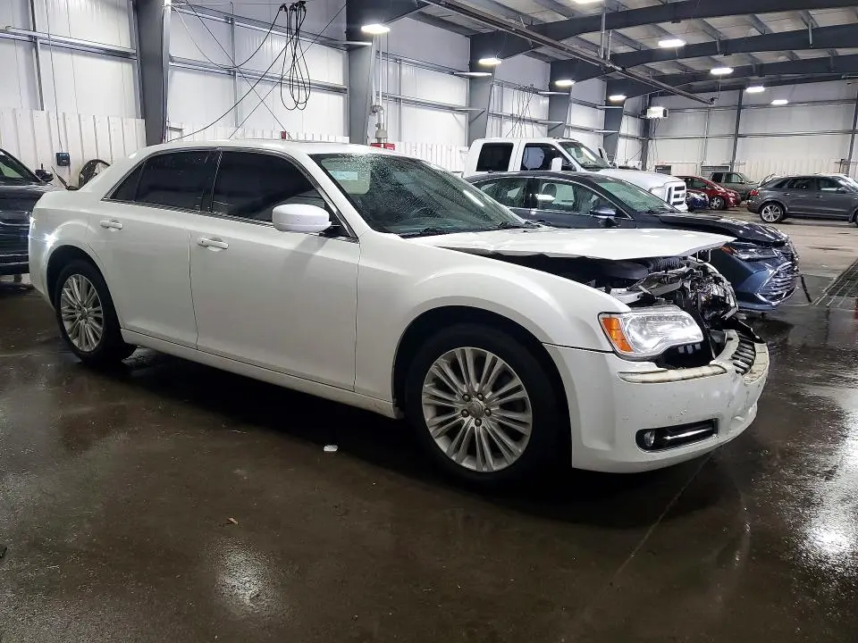 2014 CHRYSLER 300   