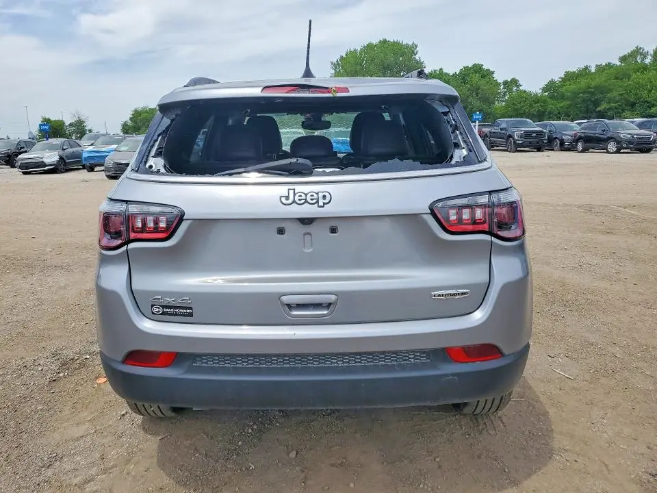 2023 JEEP COMPASS LATITUDE LUX  