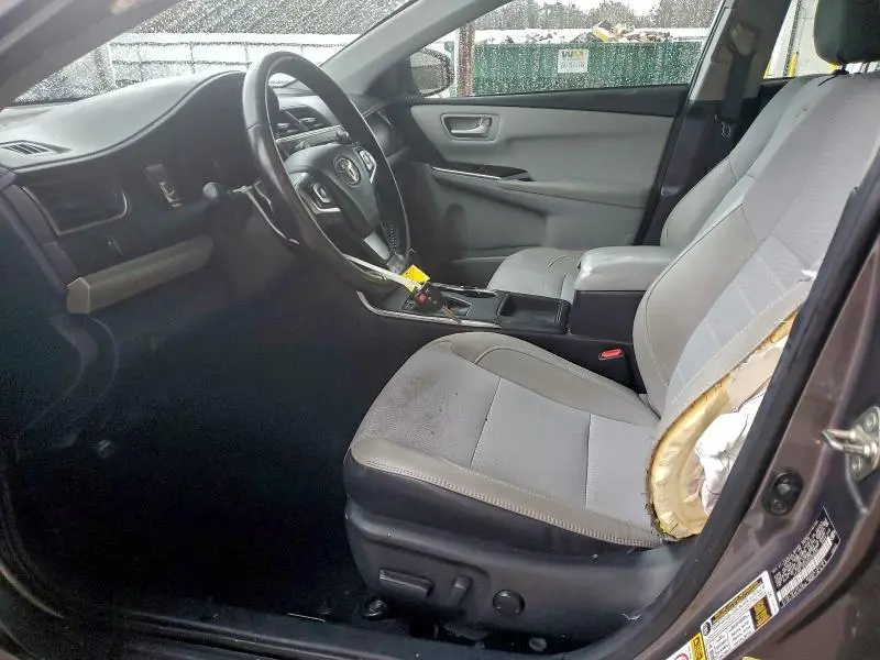 2017 TOYOTA CAMRY LE  