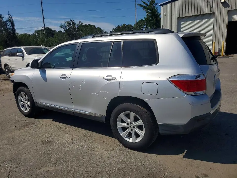 2012 TOYOTA HIGHLANDER BASE  