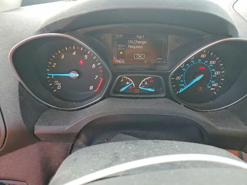 2016 FORD ESCAPE SE  