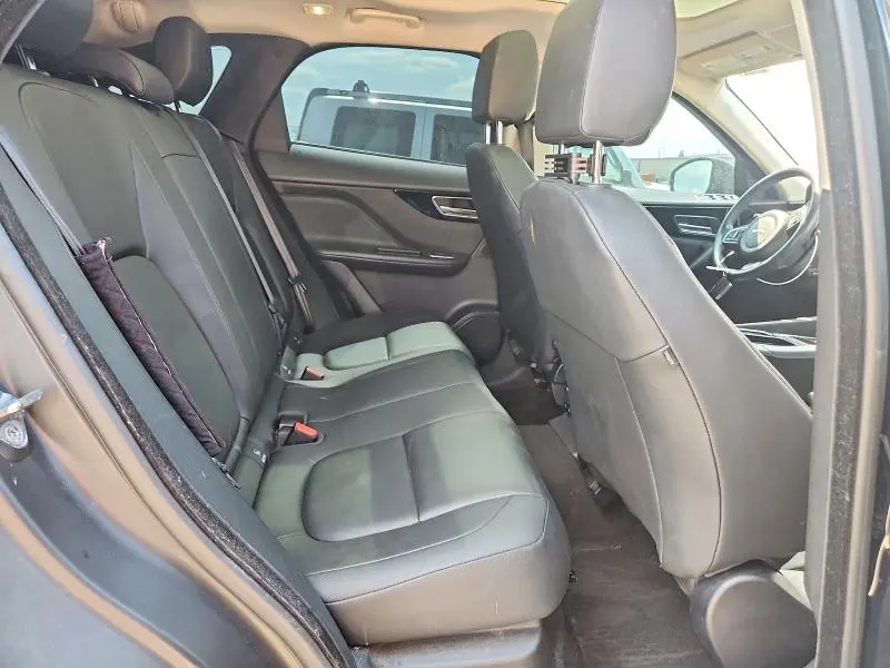 2018 JAGUAR F-PACE PREMIUM  