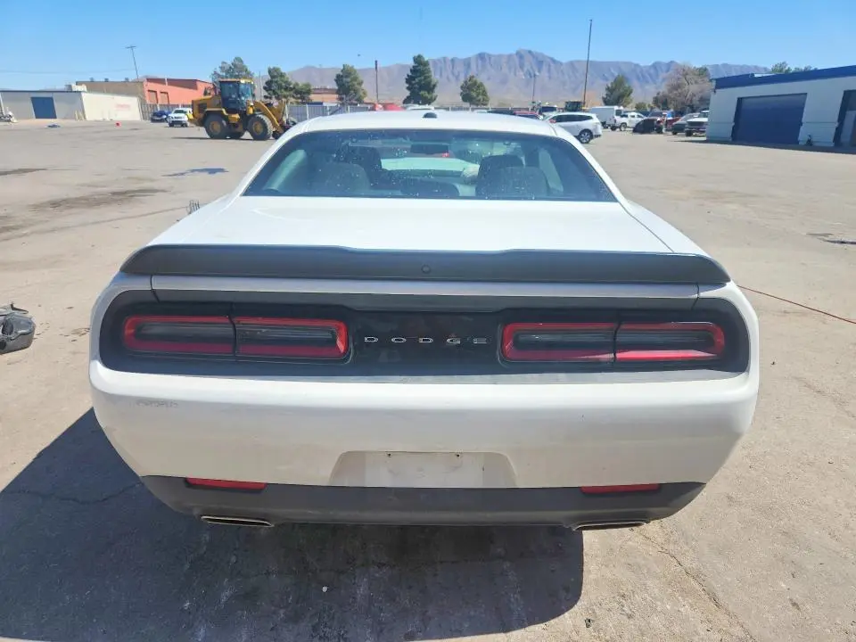 2023 DODGE CHALLENGER SXT  