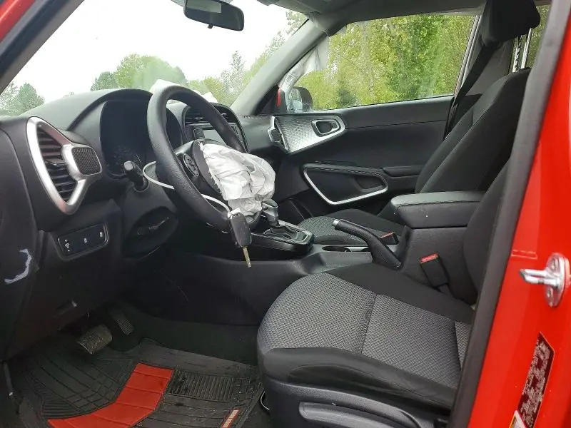 2022 KIA SOUL LX  