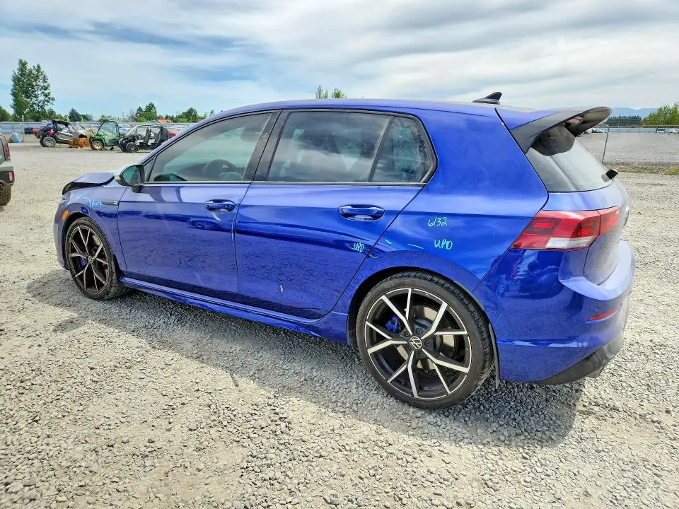 2024 VOLKSWAGEN GOLF R BLACK EDITION  