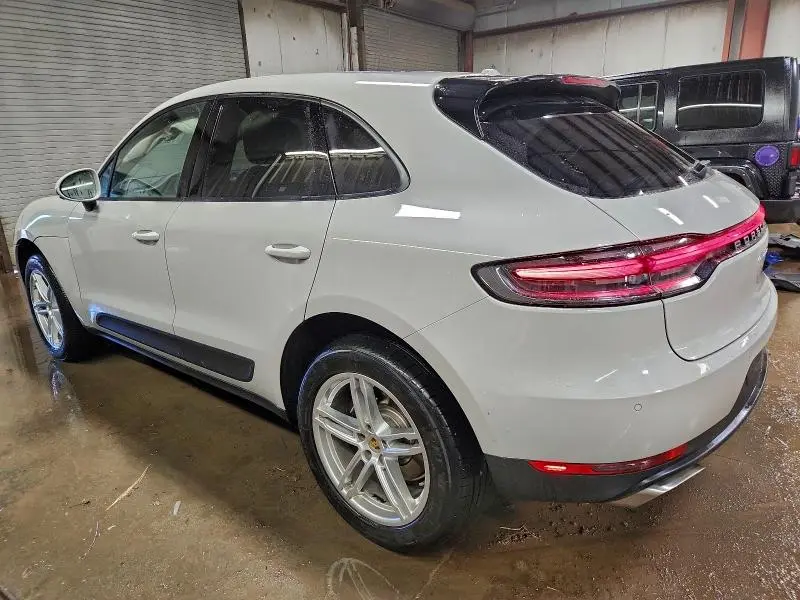 2021 PORSCHE MACAN   