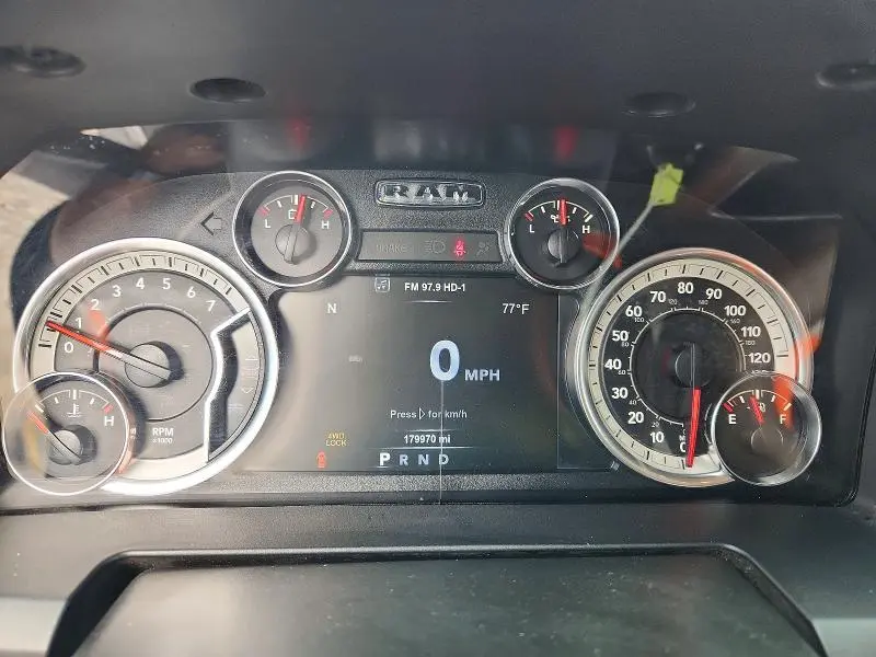 2018 RAM 1500 SLT  