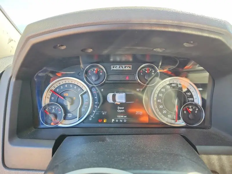 2017 RAM 1500 SLT  